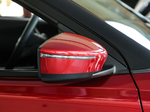 20201.5L XV TOP CVT ^