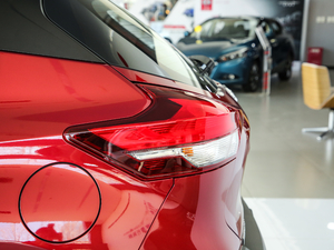 20201.5L XV TOP CVT ^