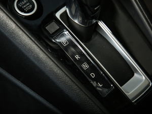 20201.5L XV TOP CVT п؅^