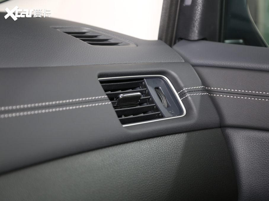 2020U_(d) 1.6L CVTа