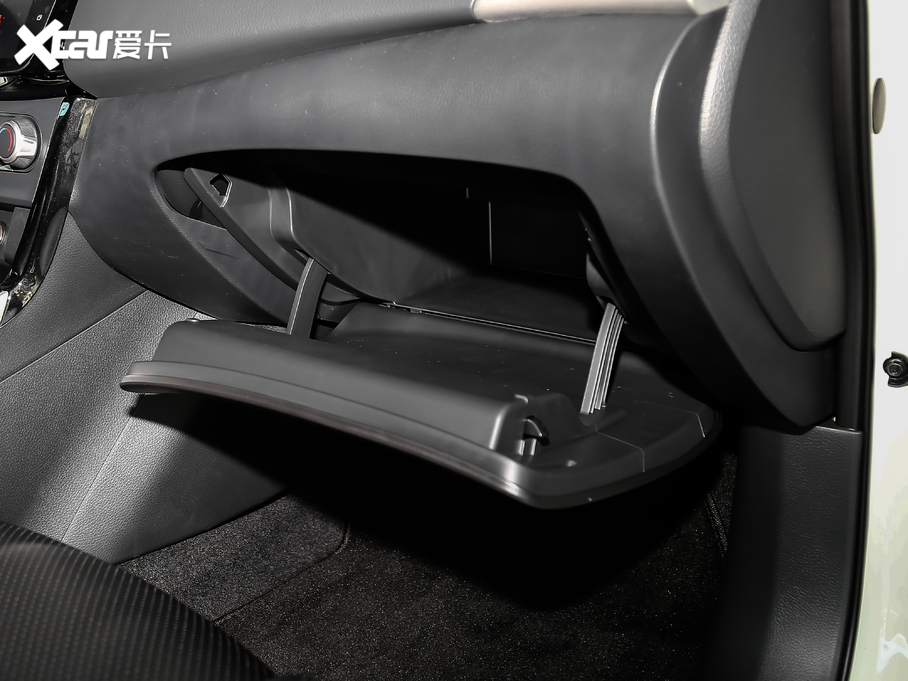 2020��܎�� ���� 1.6XL CVT���A��