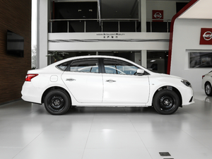 2020款经典 1.6XE CVT舒适版 正侧（左）