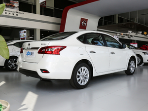 2020款经典 1.6XL CVT豪华版 整体外观
