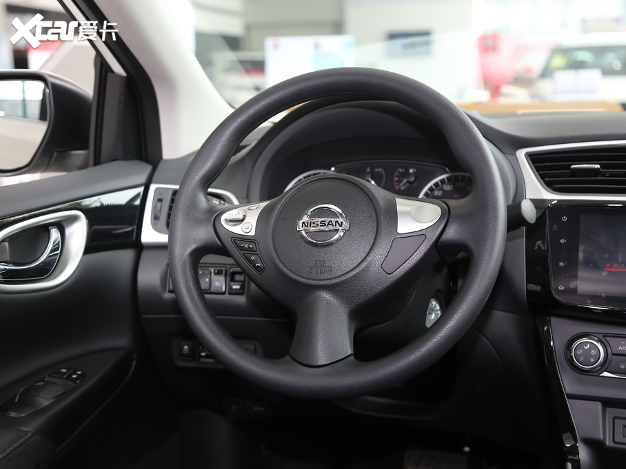 2021��܎�� ���� 1.6L XL CVT���A��