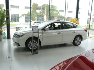 【2021款轩逸经典 1.6l xl cvt豪华版图片】_外观图片