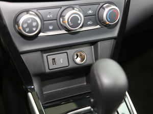 2021 1.6L XL CVTA п؅^