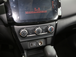 2021 1.6L XL CVTA п؅^