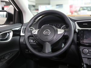 2021 1.6L XL CVTA п؅^