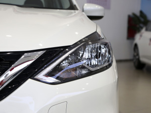 2021(jng) 1.6L XL ք(dng)A (x)(ji)^