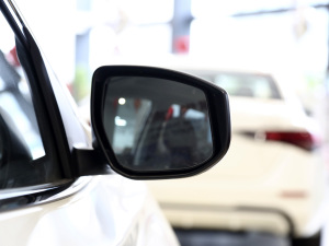 2021 1.6L XL քӺA ^