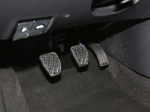 2021 1.6L XL քӺA п؅^