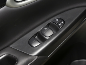 2021 1.6L XL քӺA п؅^