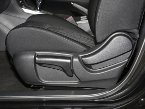 2021(jng) 1.6L XE CVTm {{(dio)(ji)