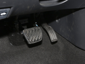 2021 1.6L XE CVTm g