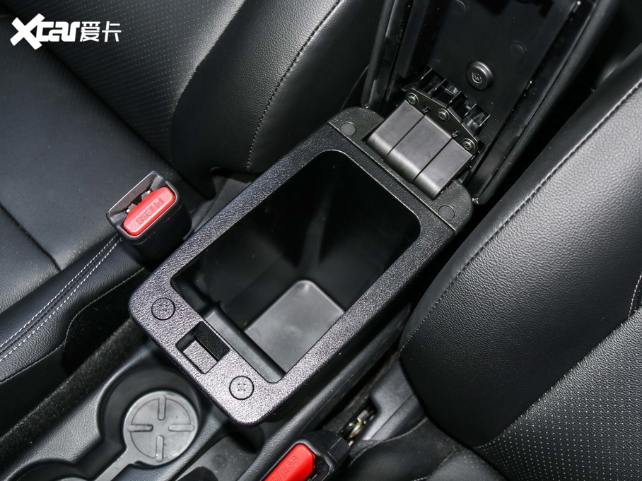 2021ſ 1.5L XV TOP CVT