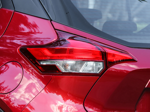 20211.5L XV TOP CVT ^