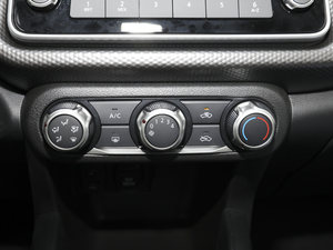 20211.5L XE քӿӰ {{