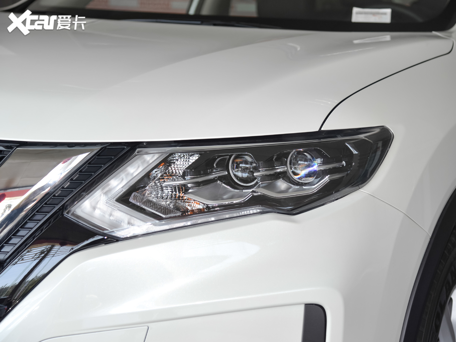 2021E 2.0L XL Premium CVT