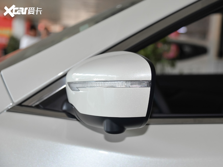 2021E 2.0L XL Premium CVT