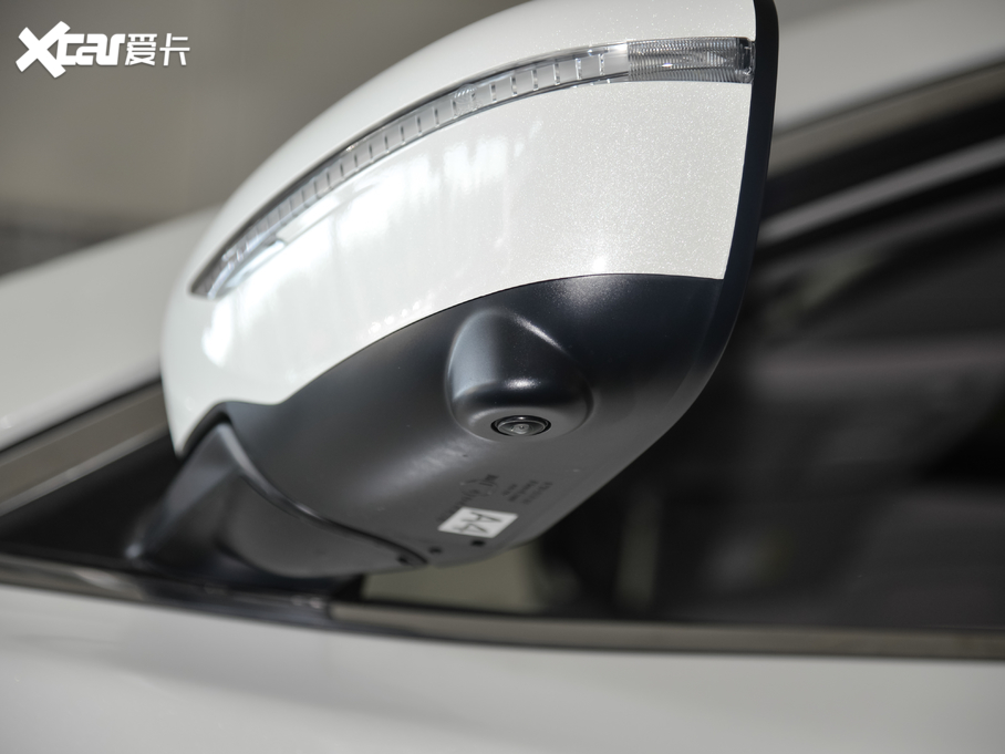 2021E 2.0L XL Premium CVT