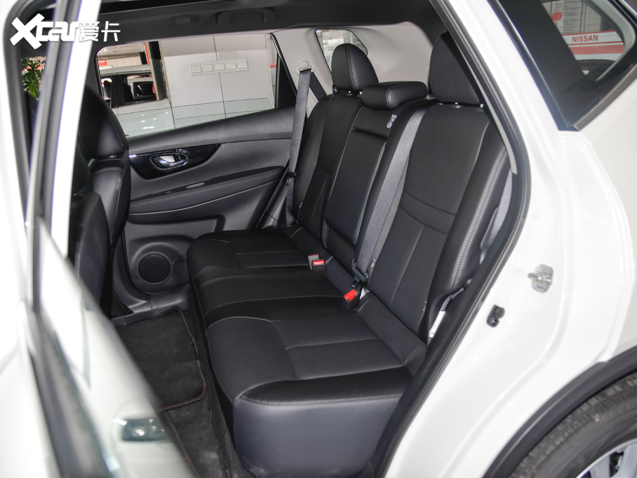 2021E 2.0L XL Premium CVT(q)(lin)