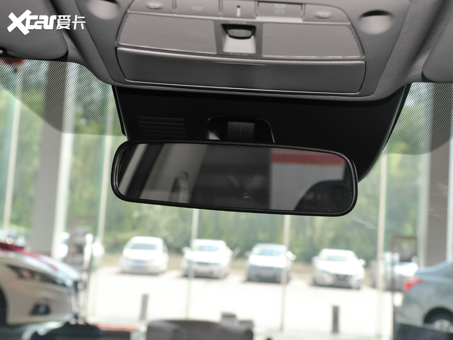 2021E 2.0L XL Premium CVT