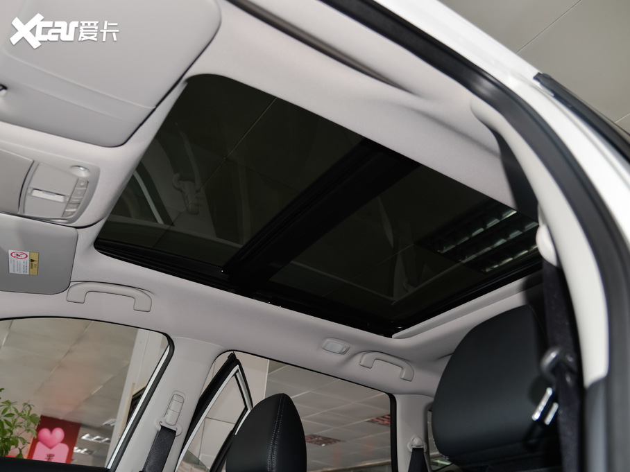 2021�����E 2.0L XL Premium CVT�����������