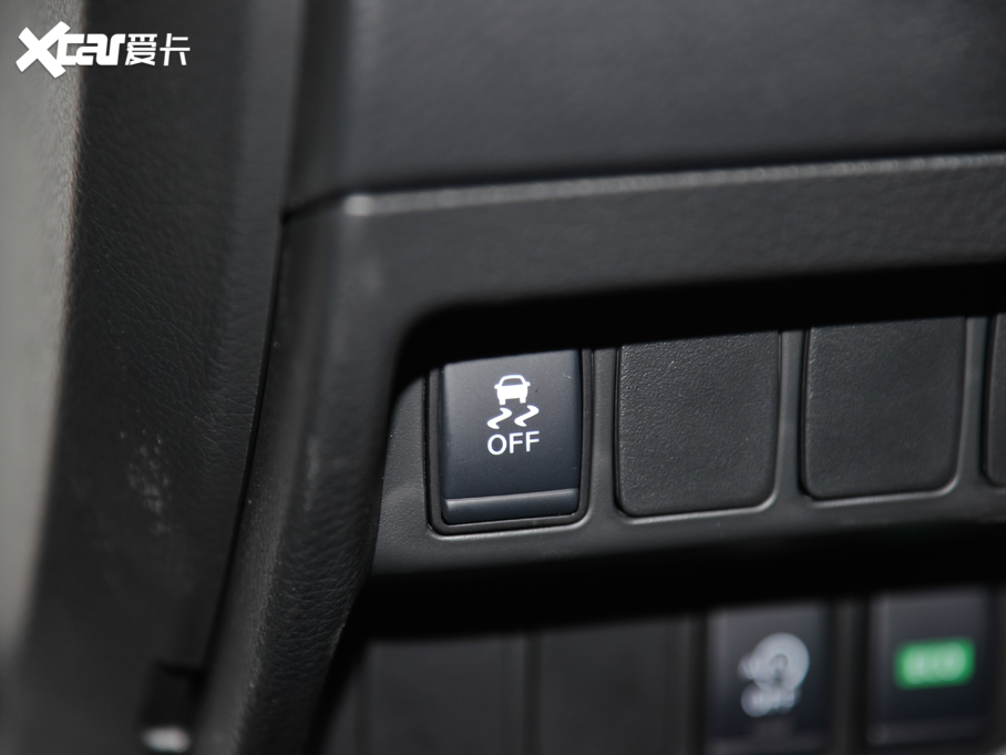 2021E 2.0L XL Premium CVT(q)(lin)