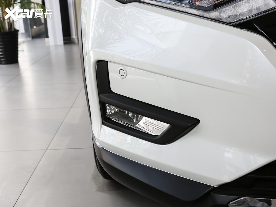 2021E 2.5L CVT 4WD XL ITSAo