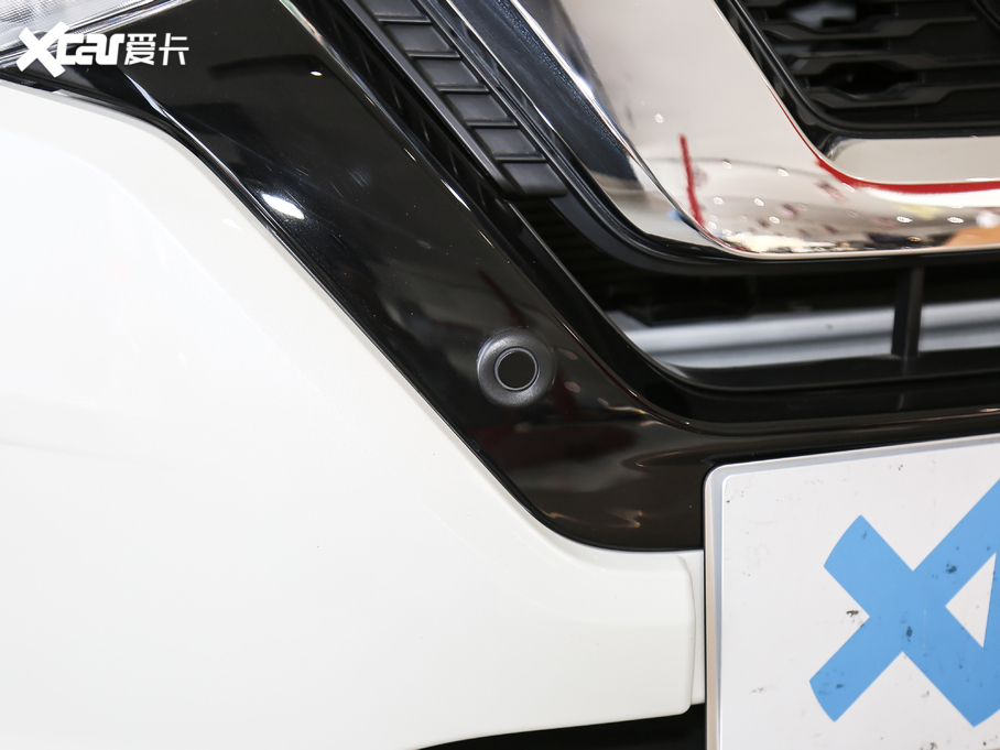 2021E 2.5L CVT 4WD XL ITSAo