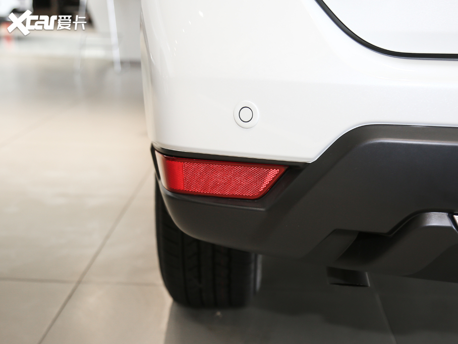 2021E 2.5L CVT 4WD XL ITSAo(j)