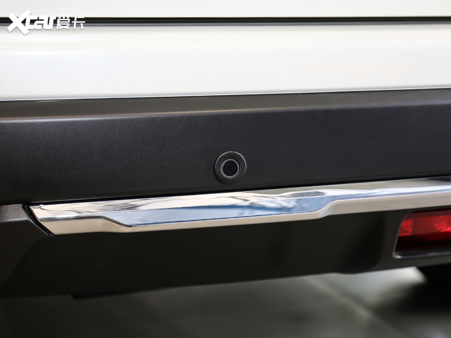 2021E 2.5L CVT 4WD XL ITSAo(j)