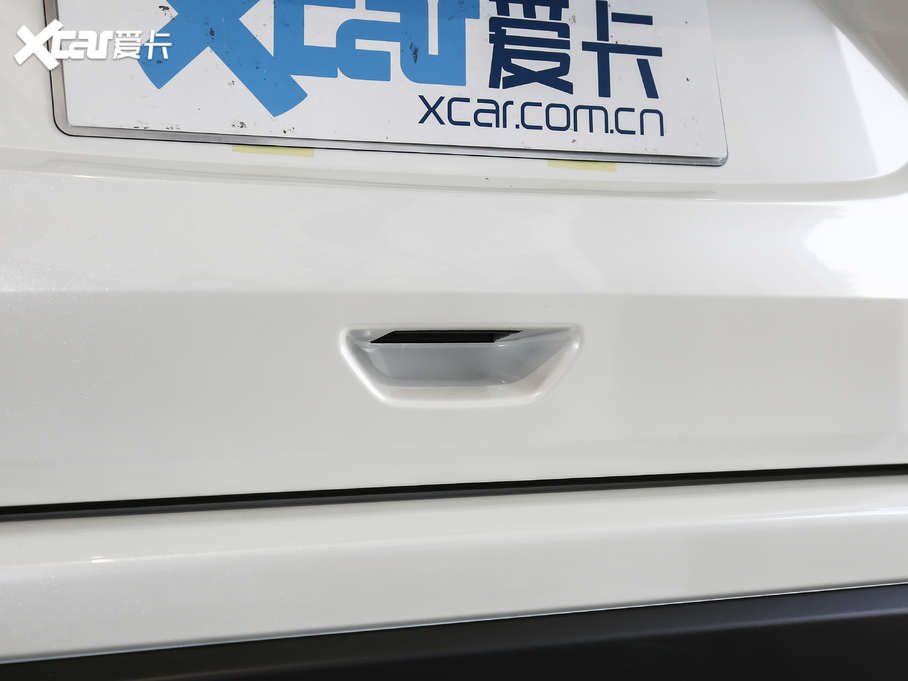 2021E 2.5L CVT 4WD XL ITSAo