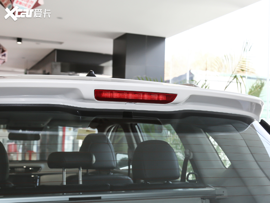 2021E 2.5L CVT 4WD XL ITSAo