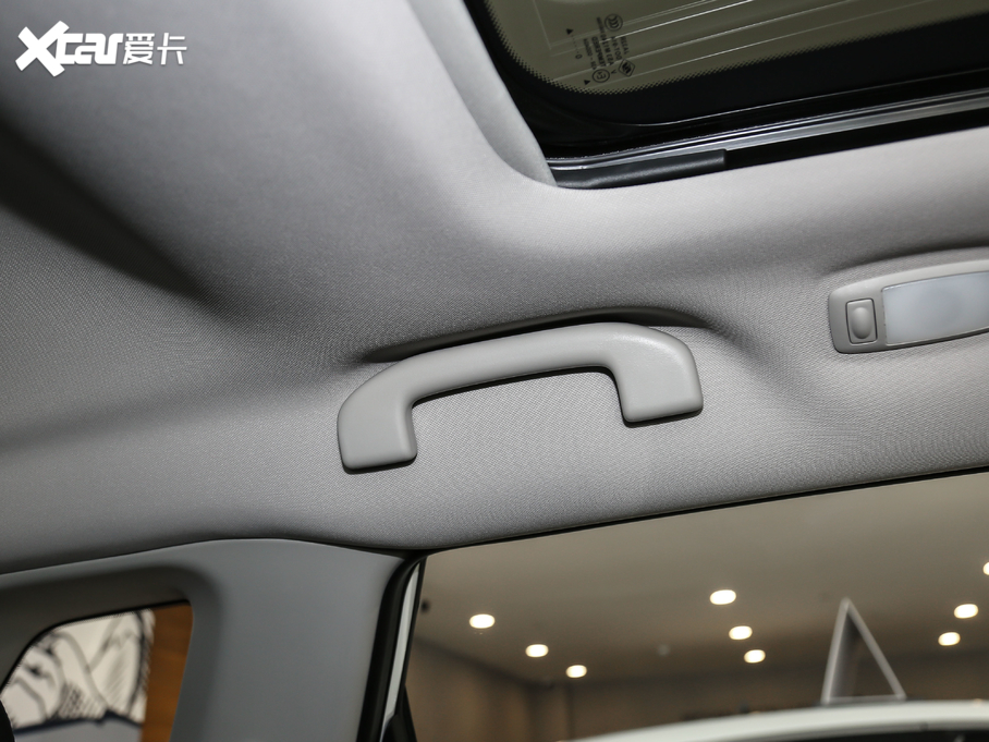 2021E 2.5L CVT 4WD XL ITSAo(j)