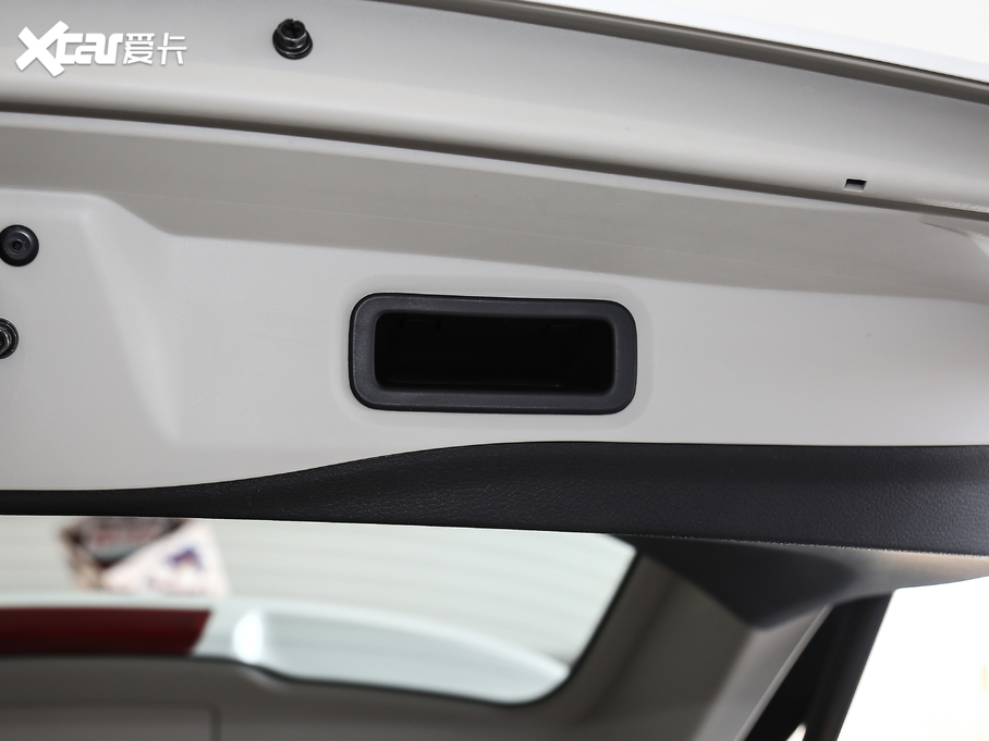 2021E 2.5L CVT 4WD XL ITSAo