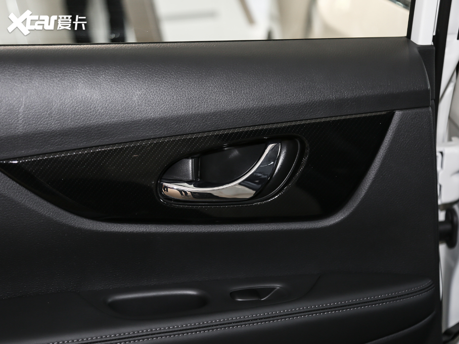 2021E 2.5L CVT 4WD XL ITSAo(j)