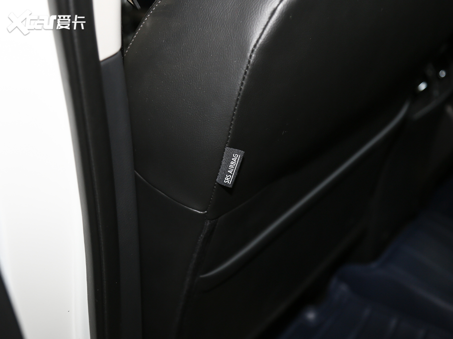 2021E 2.5L CVT 4WD XL ITSAo