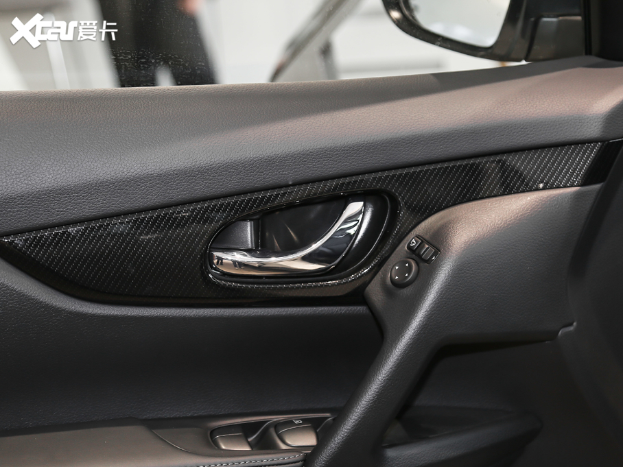 2021E 2.5L CVT 4WD XL ITSAo