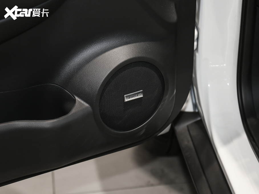 2021E 2.5L CVT 4WD XL ITSAo