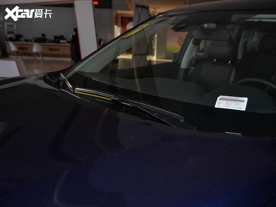 2021�����E 2.0L CVT 2WD XL ITS���m�o���