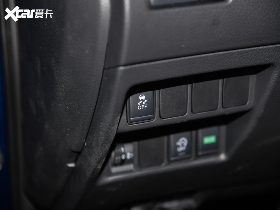 2021�����E 2.0L CVT 2WD XL ITS���m�o���