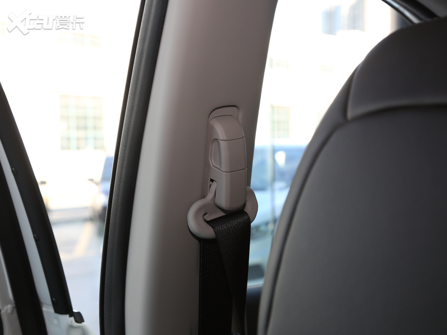 2021E 2.0L CVT 2WD XL Premiumo