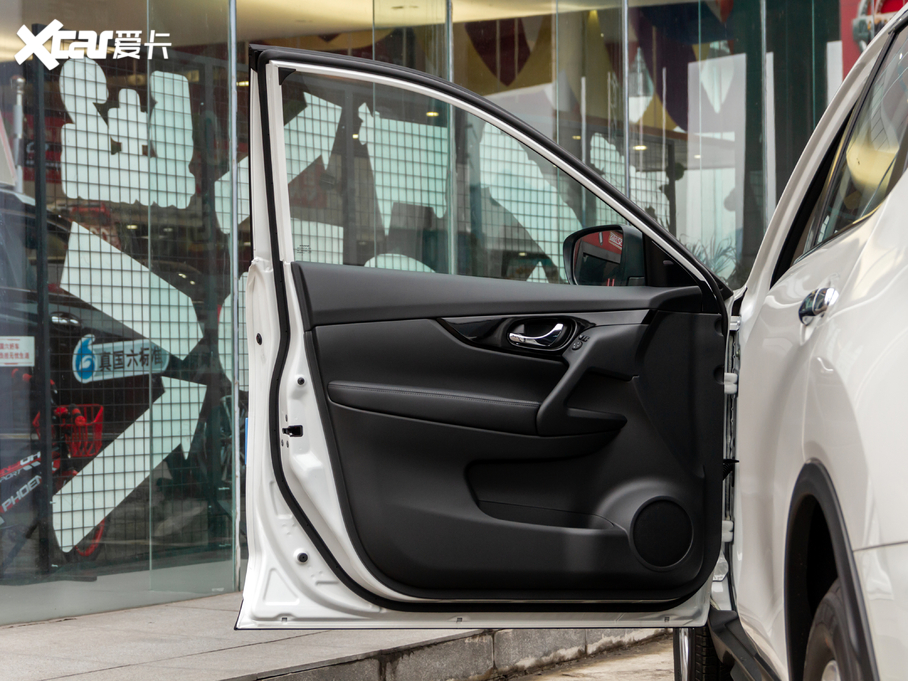 2021�����E 2.0L XL ITS 3rows CVT��������m��7��