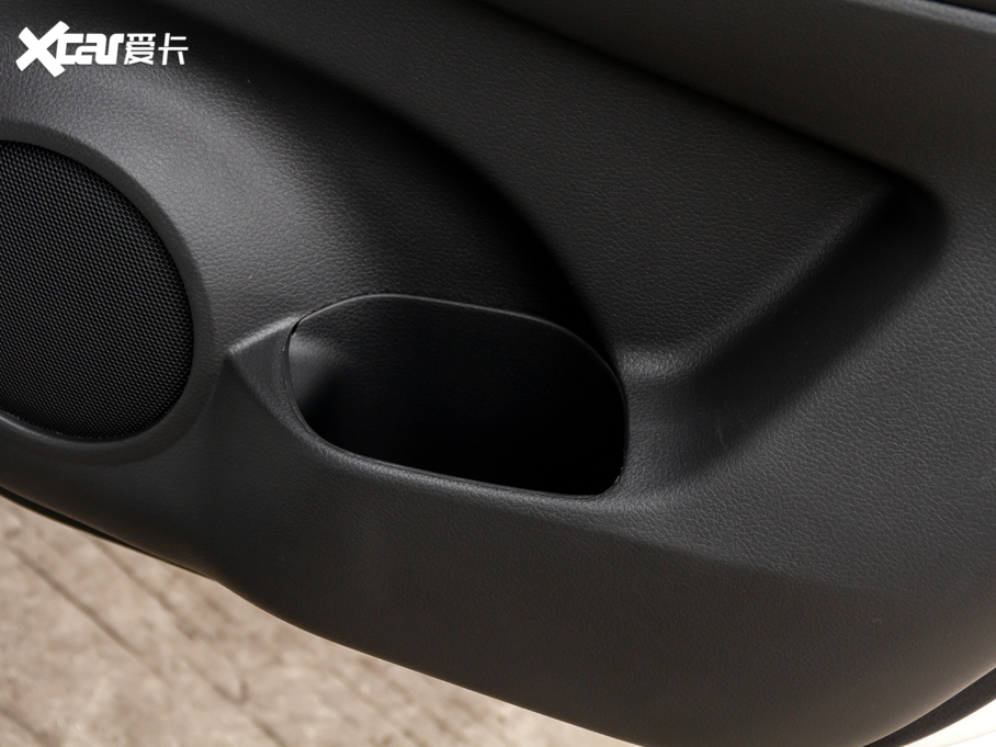 2021�����E 2.0L XL ITS 3rows CVT��������m��7��