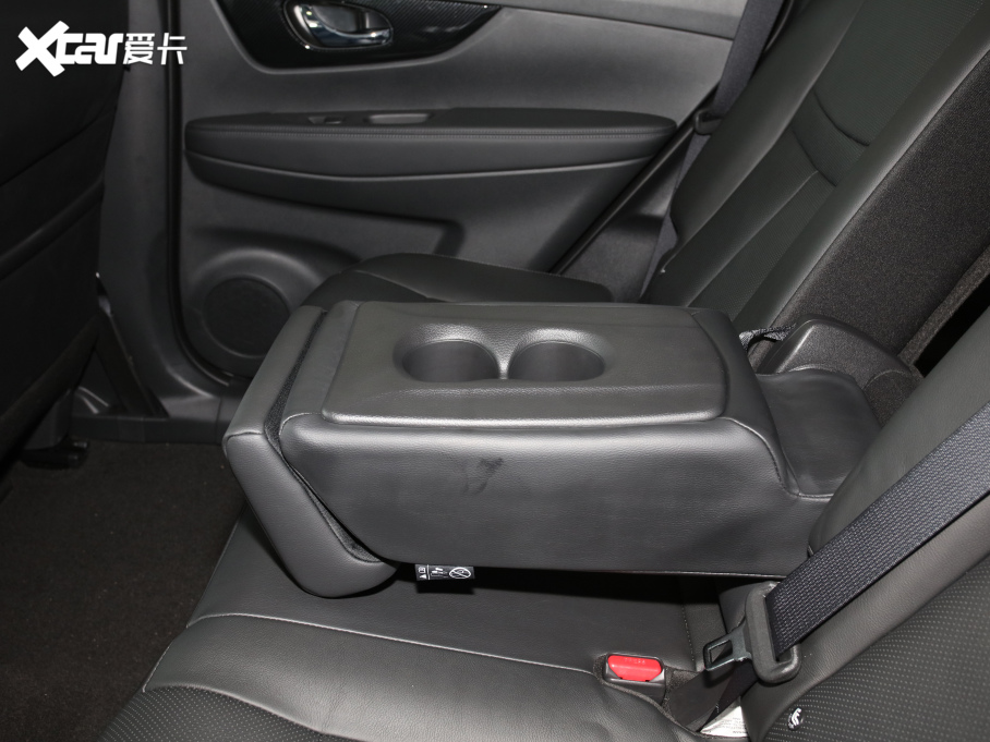 2021�����E 2.5L XL ITS 3rows CVT�����A�I���� 7��