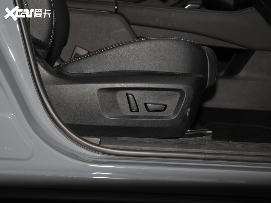 2021E VC-Turbo 300 CVT 4WD