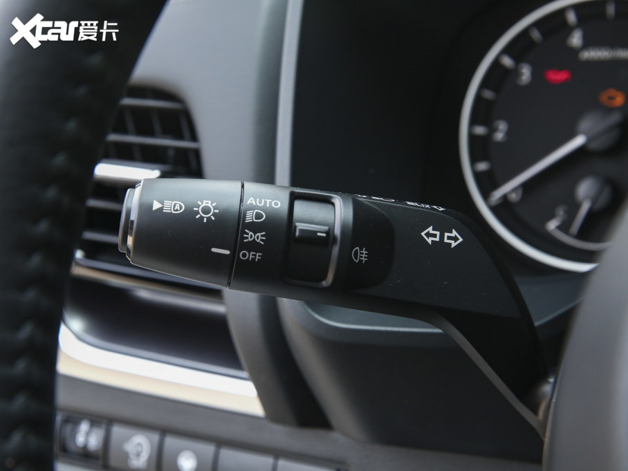 2021�����E VC-Turbo 300 CVT 2WD���A��