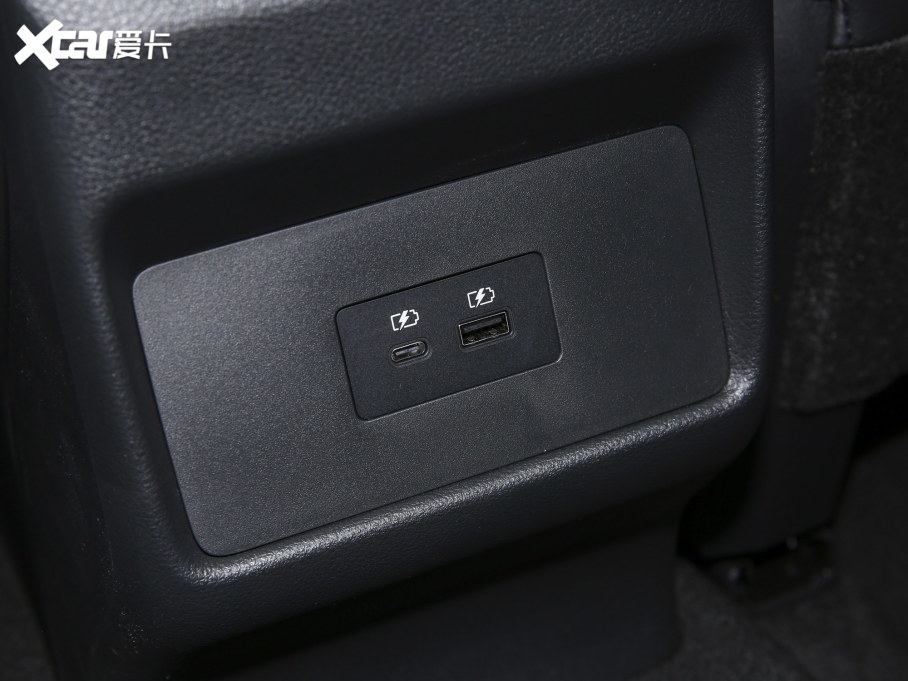 2021�����E VC-Turbo 300 CVT 2WD���A��