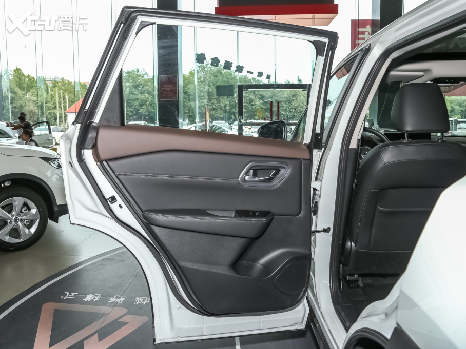 2021�����E VC-Turbo 300 CVT 2WD���m��